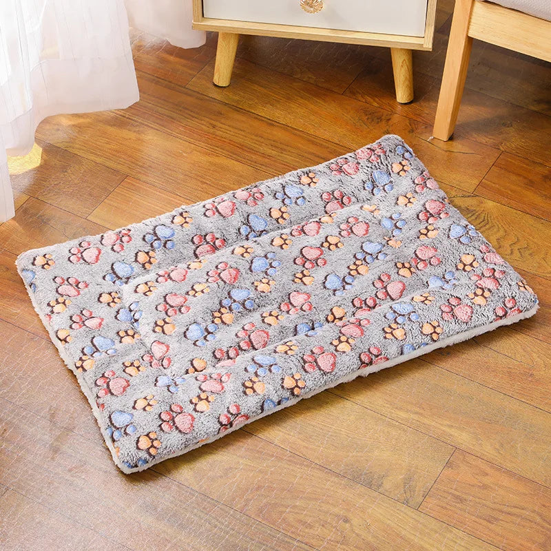 Cat Sleeping Mat – Plush Warm Cushion for Cats & Small Dogs